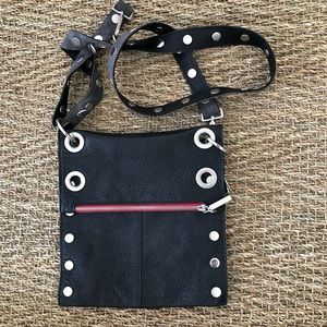 HAMMIT CROSS BODY BAG